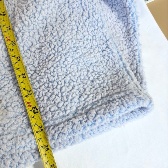 Disney Frozen II Blue Faux Fur Sleepwear top - Picture 6 of 6